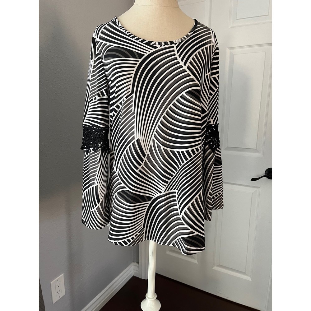 Robert Louis top plus size S women
